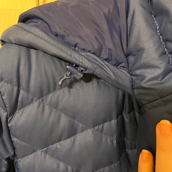 DuluthTrading Co. (Medium) Down Knee Length Winter Coat - Picture 7 of 8